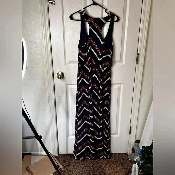 Trixxi Junior Size Medium Maxi Dress Colorful Pattern Flowy Lightweight Long - Picture 4 of 4